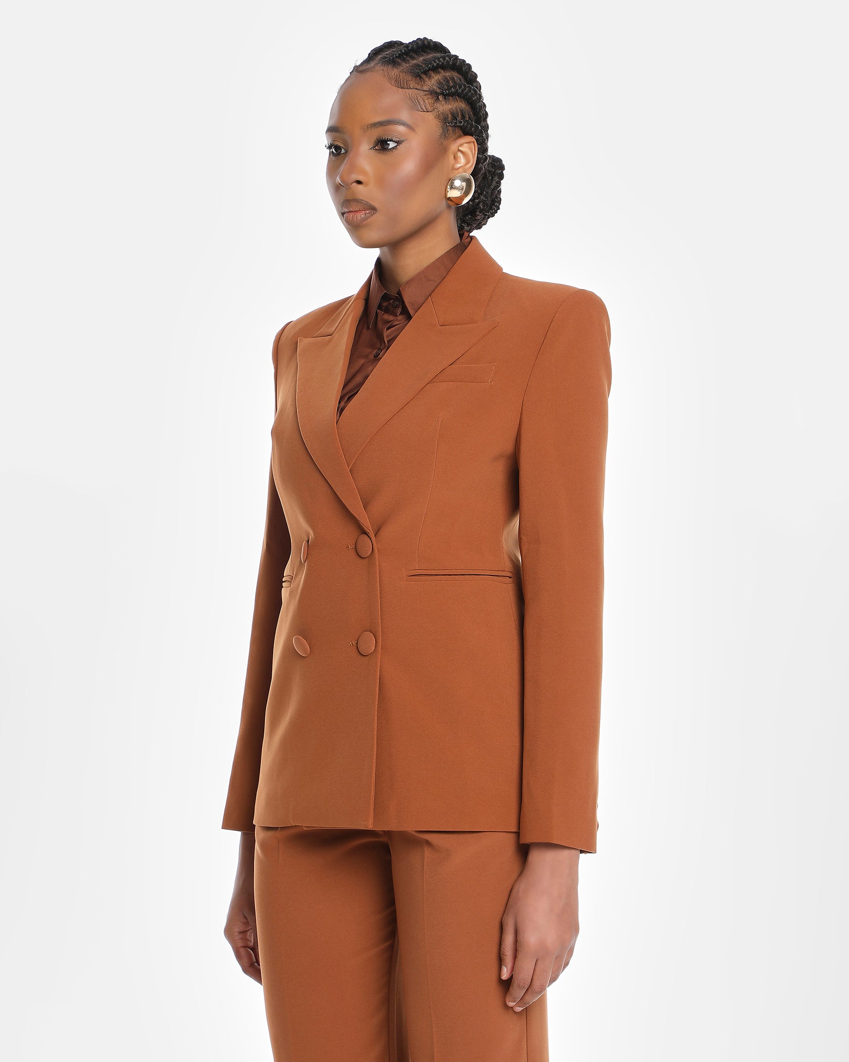 Chikito Crepe Double-Breasted Tailored Suit In Brown (Blazer & Pants)