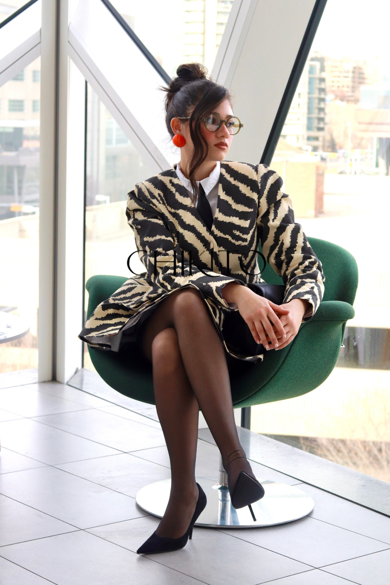 Mara Collarless Hourglass Denim Zebra Jacket