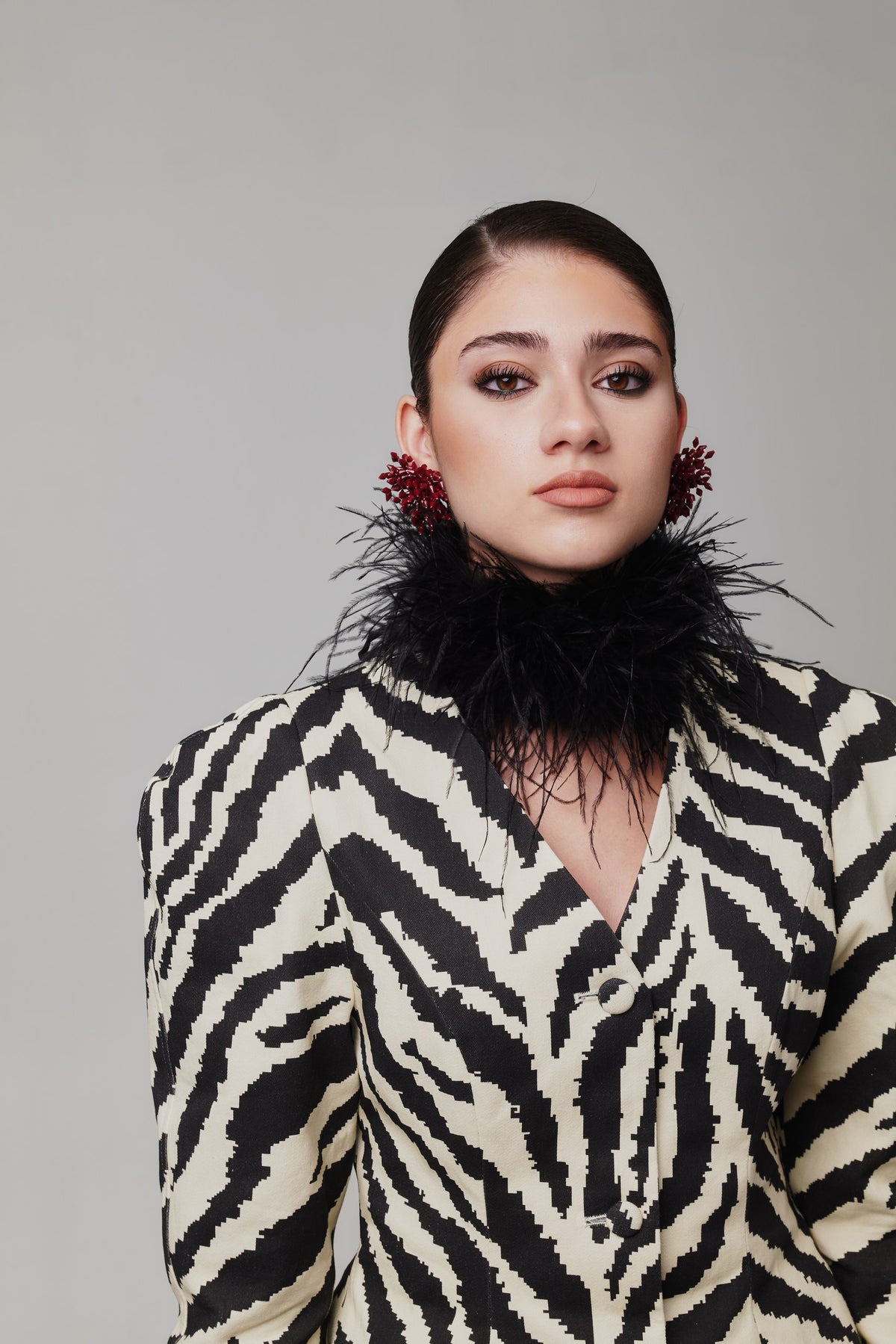100% Ostrich Feather Neckpiece